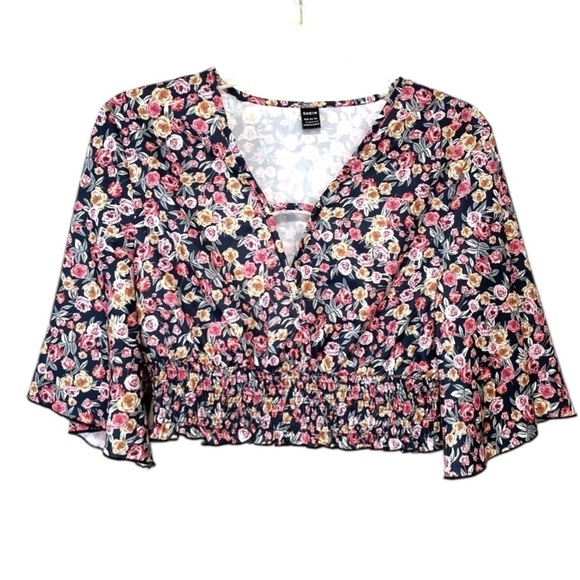 Ditsy Floral Shirred Flutter Sleeve Top & Shorts - Size L Cottagecore - Picture 2 of 15